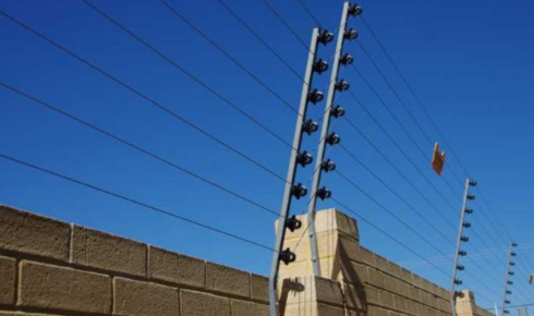 chain wire mesh fence